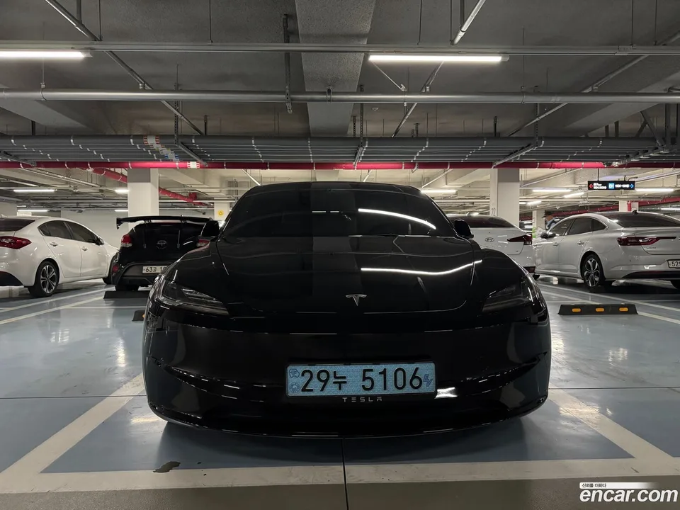 Tesla Model 3 AWD 2024 — миниатюра 2
