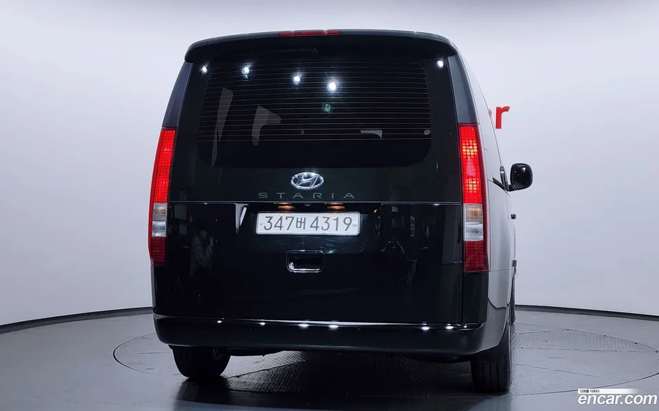 Hyundai Staria 9 2022 — миниатюра 4