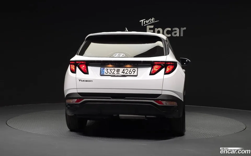Hyundai Tucson 2.0 2WD 2023 — миниатюра 4