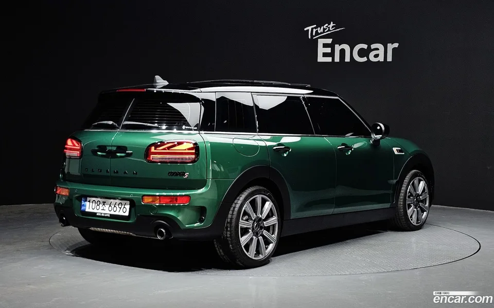 MINI Cooper S Clubman 2022 — миниатюра 2
