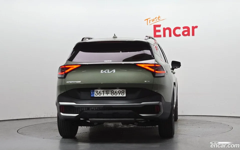 Kia Sportage Hybrid 2WD 2022 — миниатюра 4