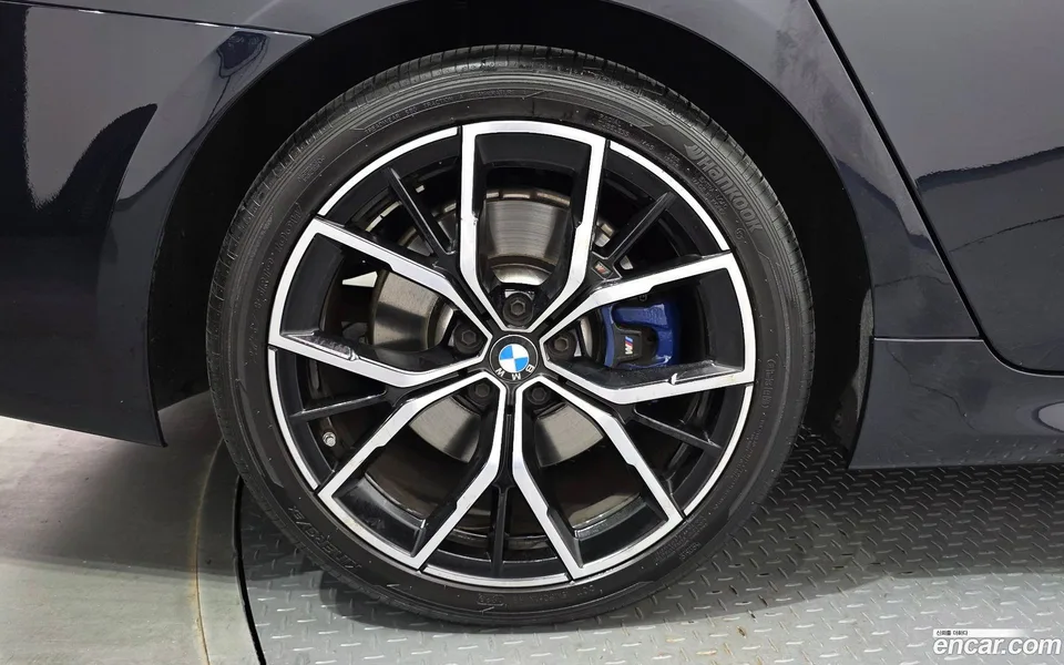 BMW 5 Series 530i M 2022 — миниатюра 5