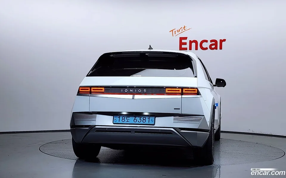 Hyundai Ioniq 5 AWD 2022 — миниатюра 4