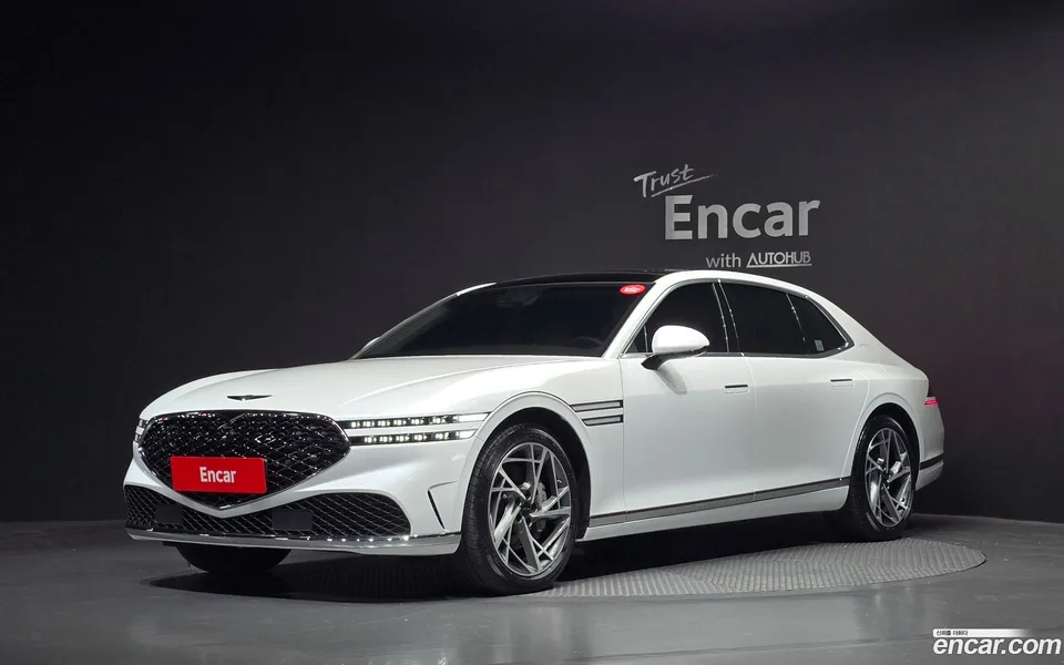 Genesis G90 3.5 AWD 2022 — фото 1, купить с доставкой в Москву