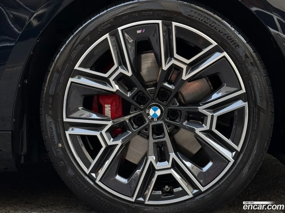 BMW i5 xDrive 40 M 2026 — миниатюра 5