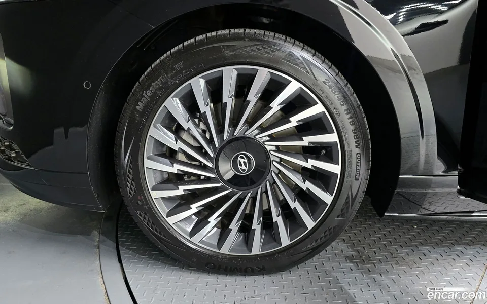 Hyundai Grandeur 3.5 4WD 2025 — миниатюра 5