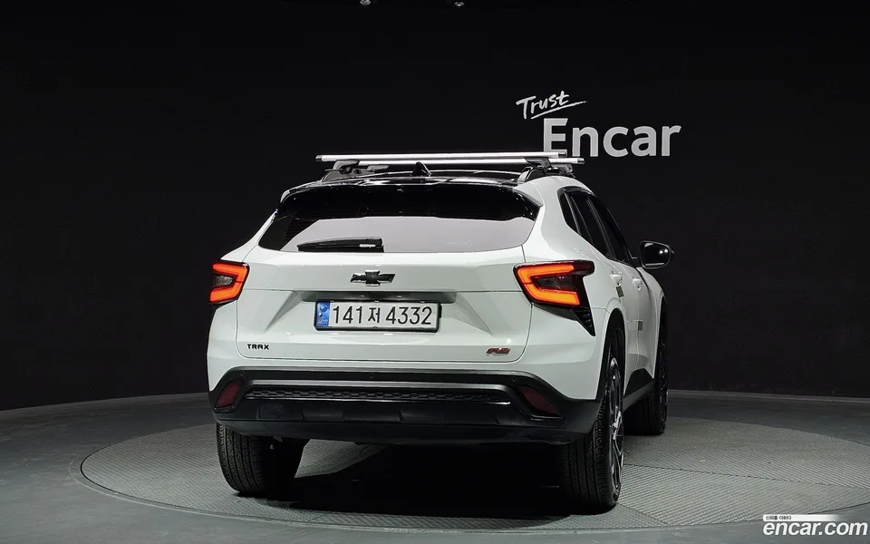 Chevrolet Trax Crossover 1.2 RS 2023 — миниатюра 4
