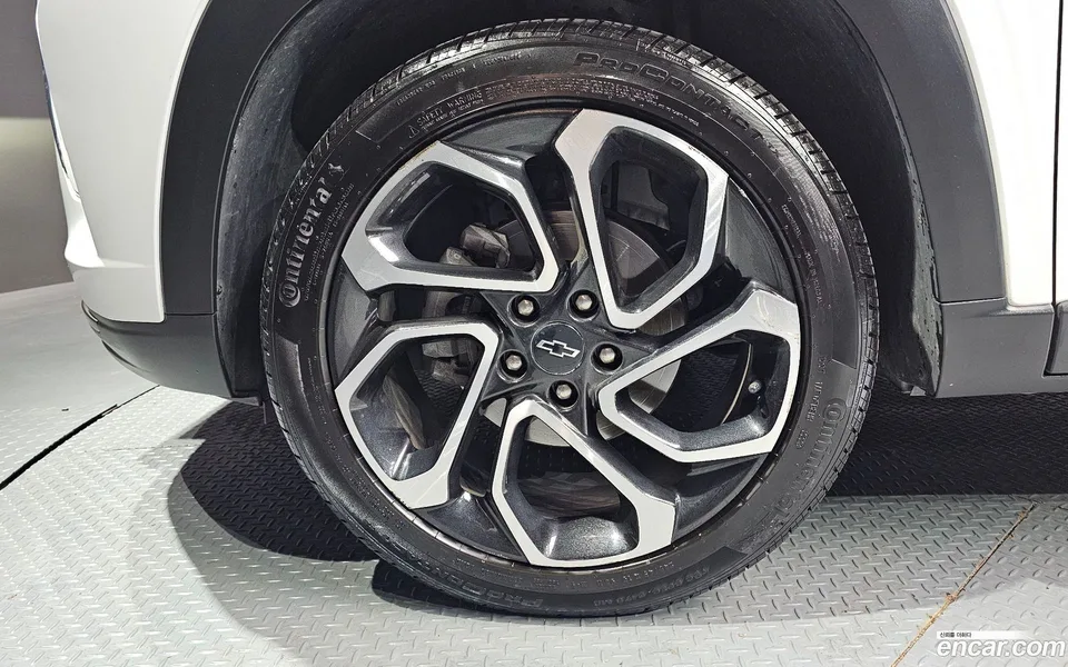 Chevrolet Trax Crossover 1.2 RS 2023 — миниатюра 5