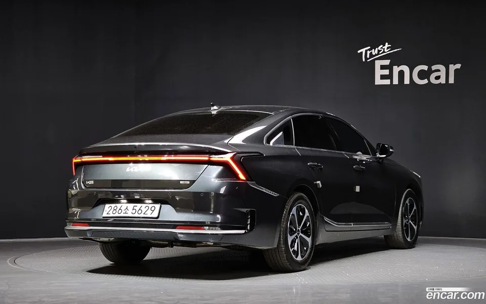Kia K8 Hybrid 2025 — миниатюра 2