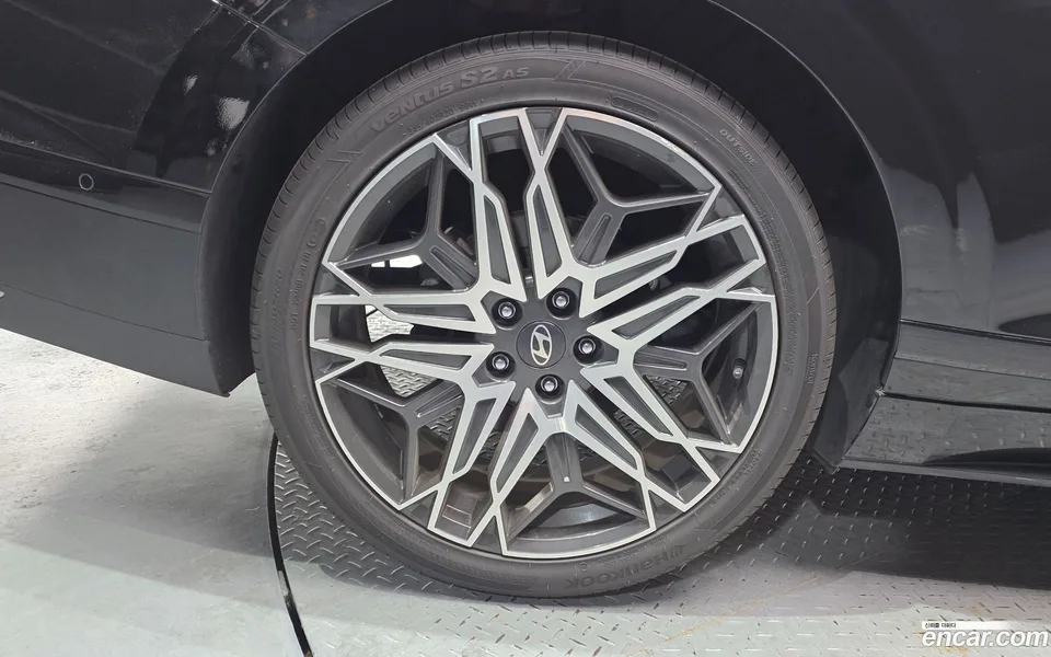 Hyundai Grandeur Hybrid 2023 — миниатюра 5
