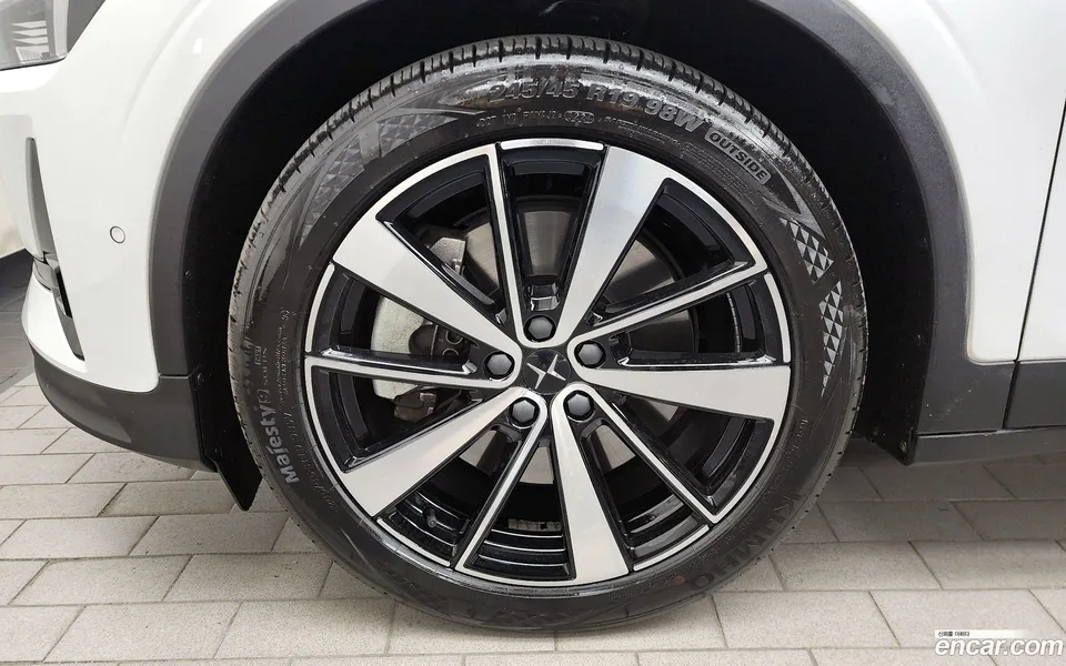 Polestar Polestar 2 2022 — миниатюра 5