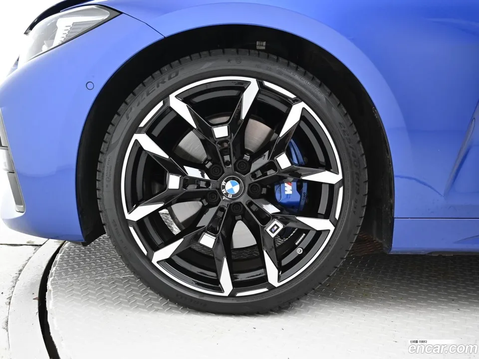 BMW 4 Series 420i M 2025 — миниатюра 5
