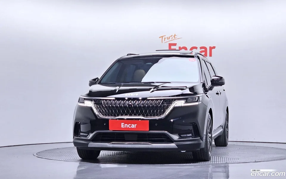 Kia Carnival 7 2023 — миниатюра 3