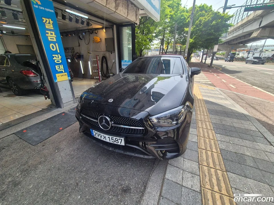 Mercedes-Benz E-Class E450 4MATIC 2022 — фото 1, купить с доставкой в Москву