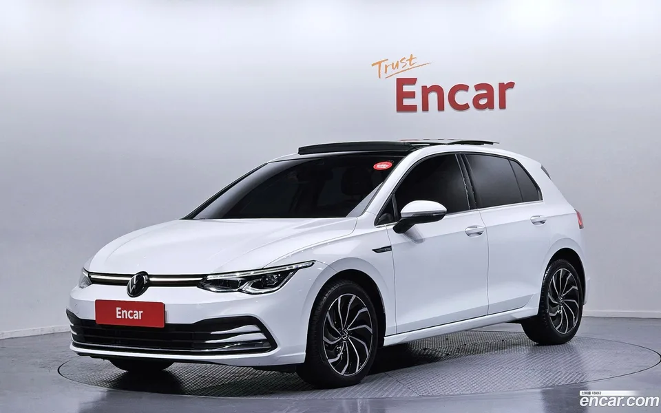 Volkswagen Golf 2.0 TDI 2022 — фото 1, купить с доставкой в Москву