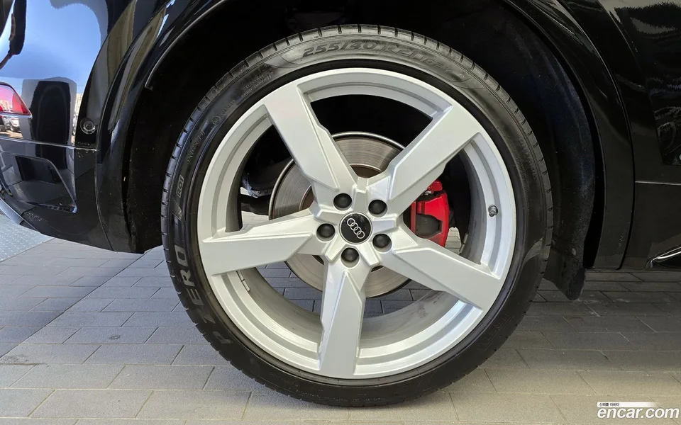 Audi SQ5 3.0 TFSI 2023 — миниатюра 5