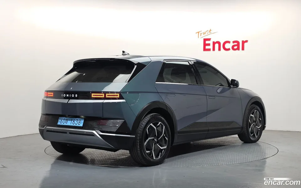Hyundai Ioniq 5 2024 — миниатюра 2