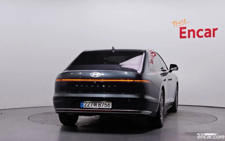 Hyundai Grandeur 2.5 2WD 2023 — миниатюра 4