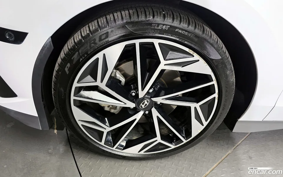 Hyundai Ioniq 6 AWD 2023 — миниатюра 5