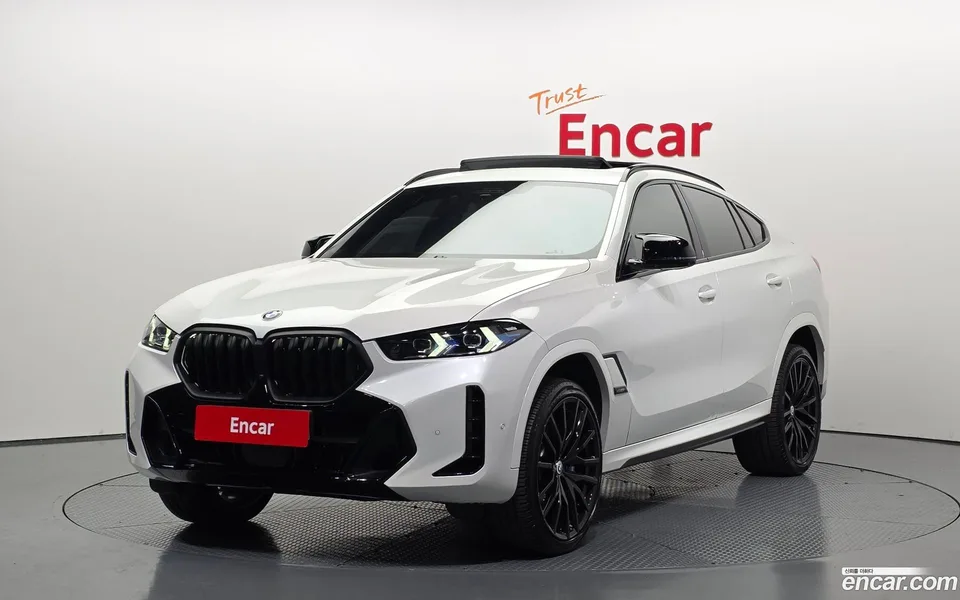 BMW X6 xDrive40i M 2025 — фото 1, купить с доставкой в Москву