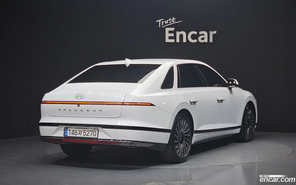 Hyundai Grandeur 2.5 2WD 2024 — миниатюра 2