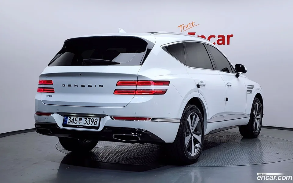 Genesis GV80 2.5T 2WD 2023 — миниатюра 2
