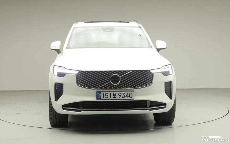 Volvo XC90 B6 2025 — миниатюра 2