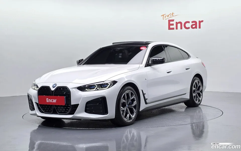 BMW i4 eDrive40 M 2023 — фото 1, купить с доставкой в Москву