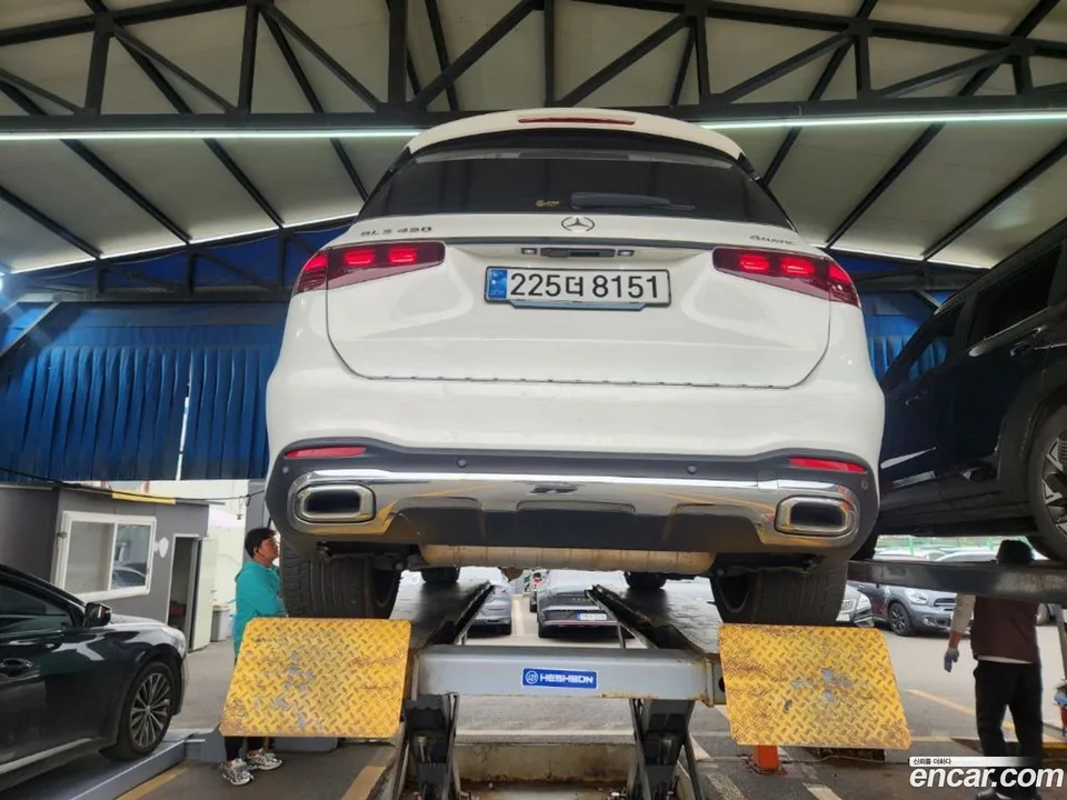 Mercedes-Benz GLS-Class GLS450 4MATIC 2025 — миниатюра 2