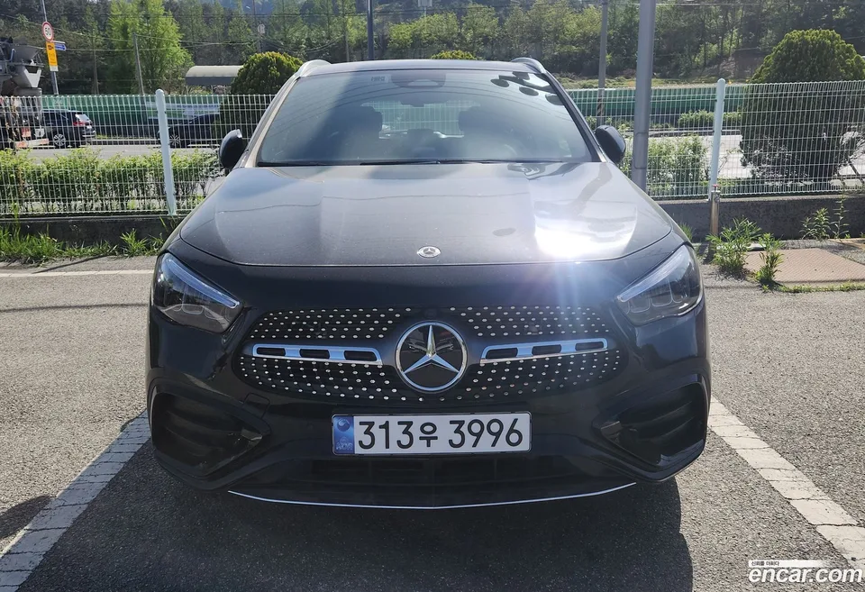 Mercedes-Benz GLA-Class GLA250 4MATIC 2025 — фото 1, купить с доставкой в Москву