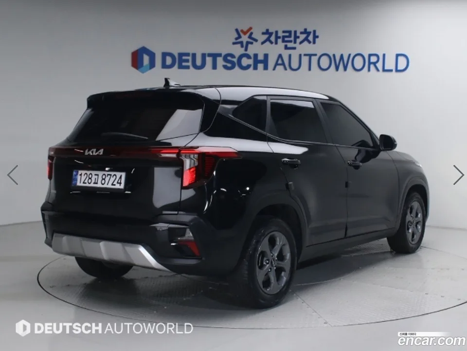 Kia Seltos 2.0 2WD 2023 — миниатюра 2