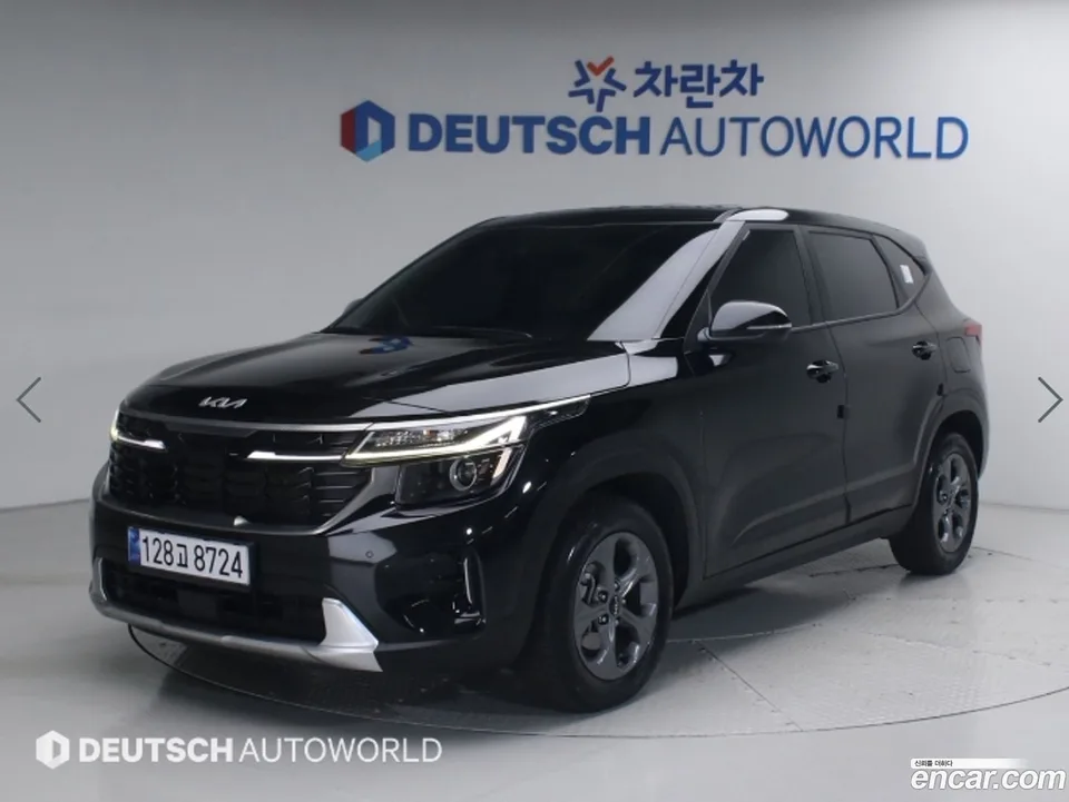 Kia Seltos 2.0 2WD 2023 — фото 1, купить с доставкой в Москву