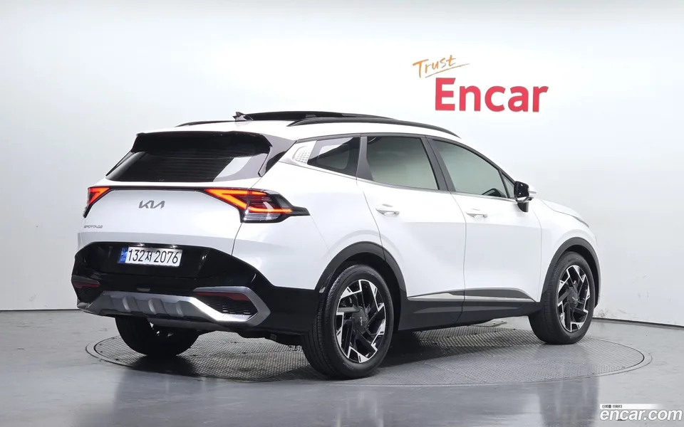Kia Sportage 1.6 2WD 2022 — миниатюра 2