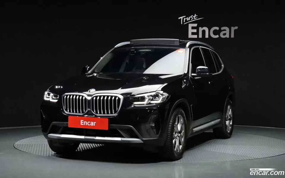 BMW X3 xDrive 20i 2022 — фото 1, купить с доставкой в Москву
