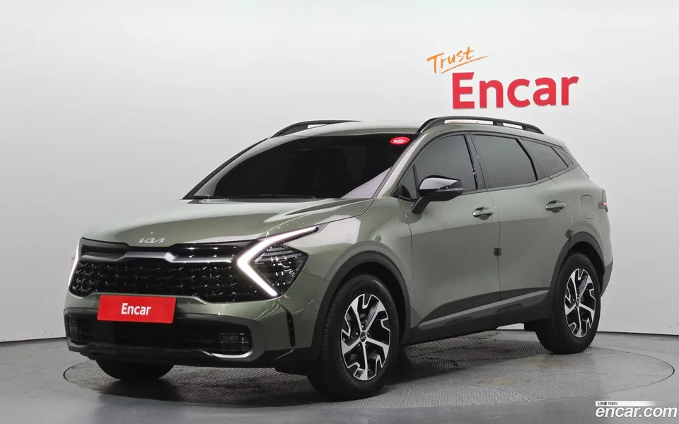 Kia Sportage Hybrid 2WD 2022 — фото 1, купить с доставкой в Москву