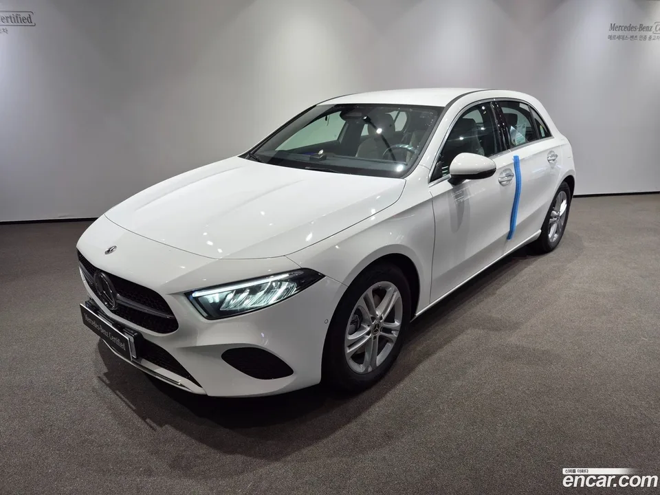 Mercedes-Benz A-Class A220 2025 — фото 1, купить с доставкой в Москву