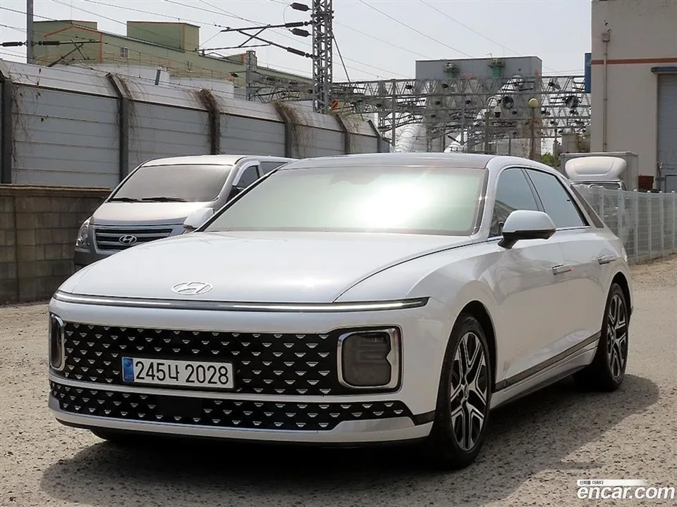 Hyundai Grandeur 2.5 2WD 2023 — миниатюра 3