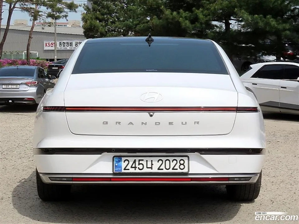 Hyundai Grandeur 2.5 2WD 2023 — миниатюра 5