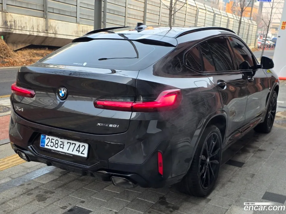 BMW X4 xDrive20i M 2025 — миниатюра 2