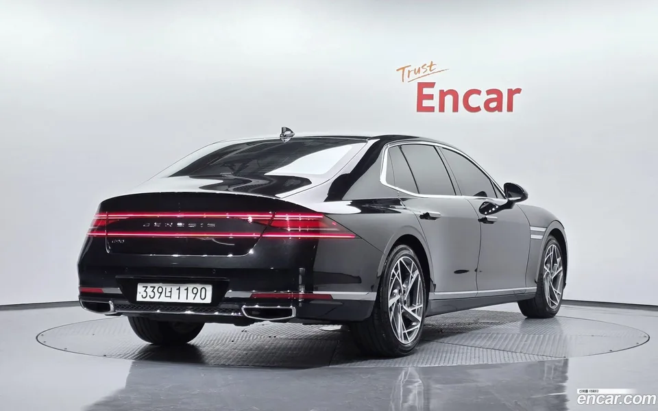 Genesis G90 3.5 2WD 2023 — миниатюра 2