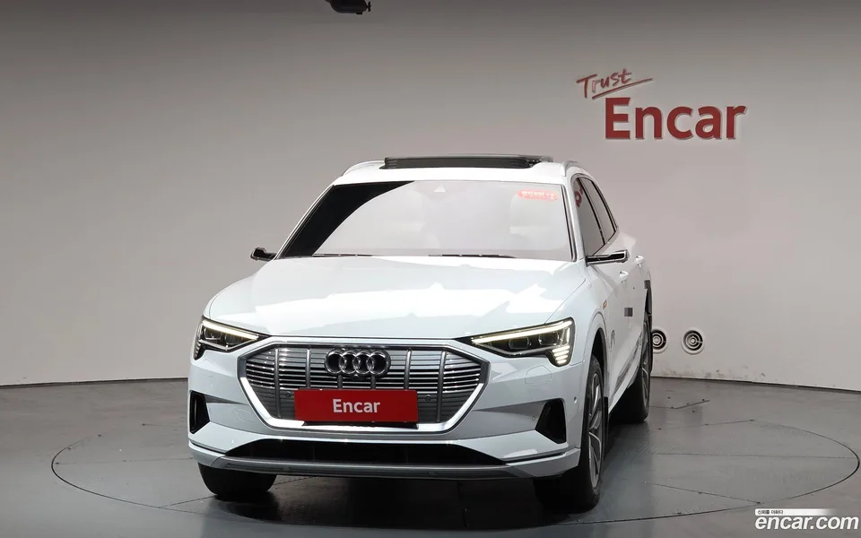 Audi e-tron 55 2022 — миниатюра 3