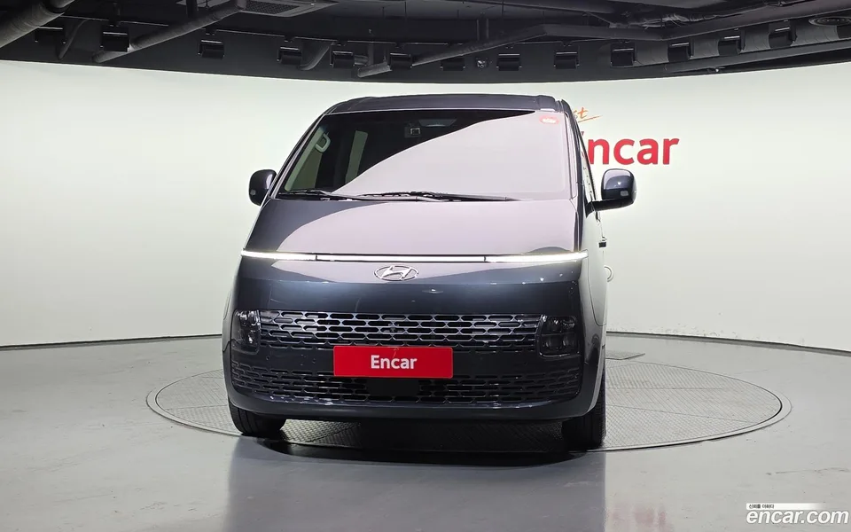 Hyundai Staria 5 2022 — миниатюра 3