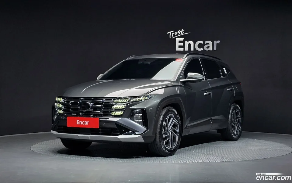 Hyundai Tucson Hybrid NX4 HEV 1.6 2WD 2024 — фото 1, купить с доставкой в Москву