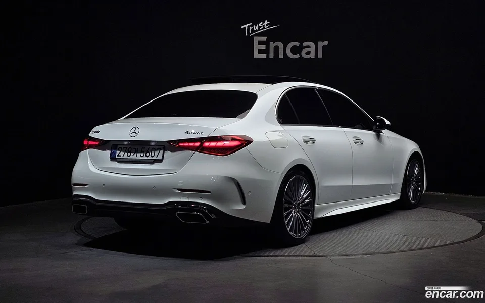 Mercedes-Benz C-Class C300 4MATIC AMG Line 2023 — миниатюра 2