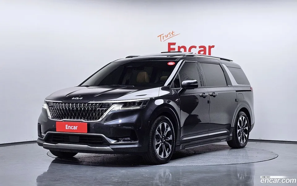 Kia Carnival 9 2022 — фото 1, купить с доставкой в Москву