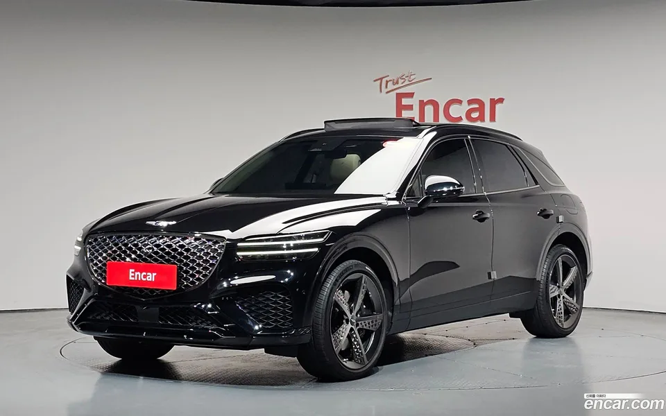 Genesis GV70 2.5T 2WD 2024 — фото 1, купить с доставкой в Москву