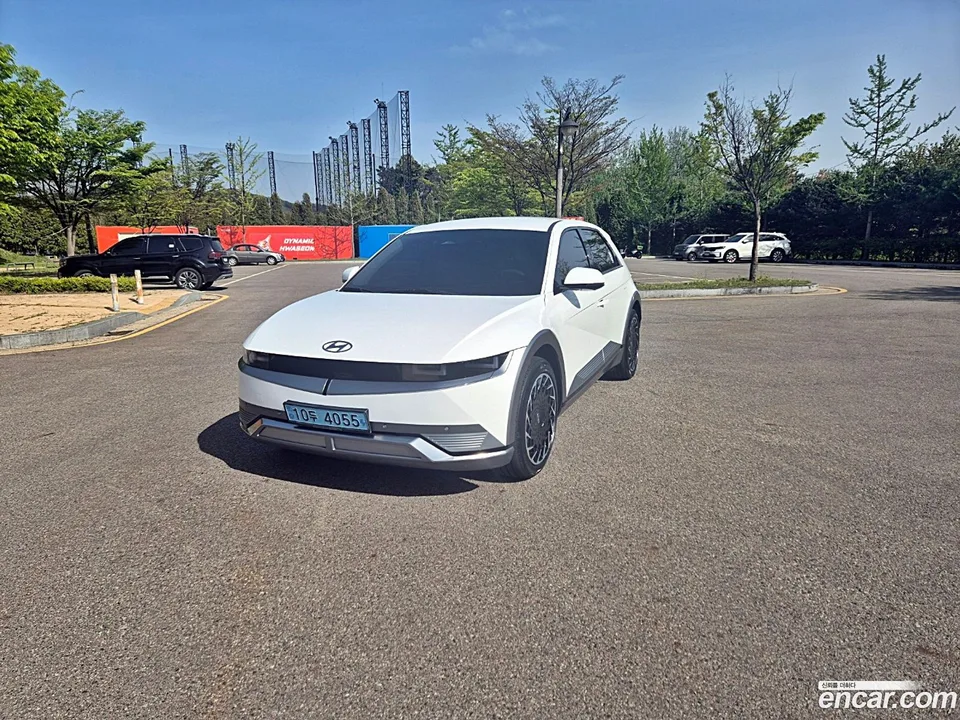 Hyundai Ioniq 5 AWD 2022 — фото 1, купить с доставкой в Москву