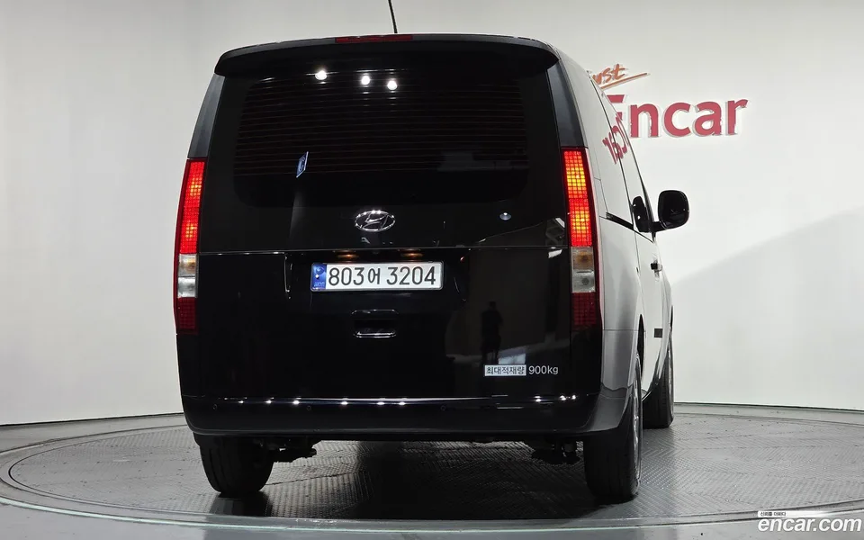 Hyundai Staria L3.5 3 2024 — миниатюра 4