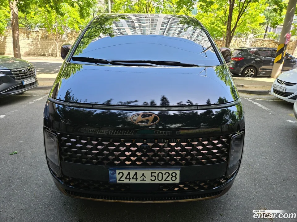 Hyundai Staria HEV 1.6 7 2024 — миниатюра 2