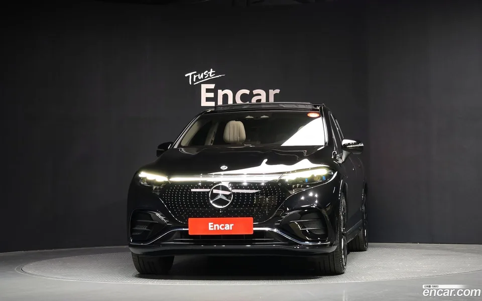 Mercedes-Benz EQS SUV EQS580 4MATIC 2023 — миниатюра 3